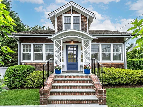 29 Birch St Photo 1