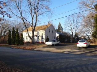 89 Dorrance St, Warwick, RI 02886