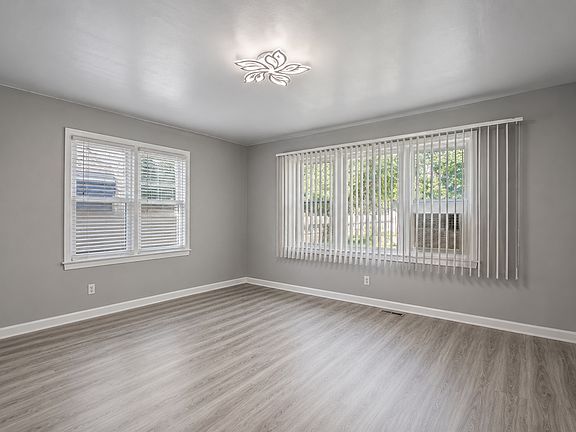4th image of 4673 Dearborndale St