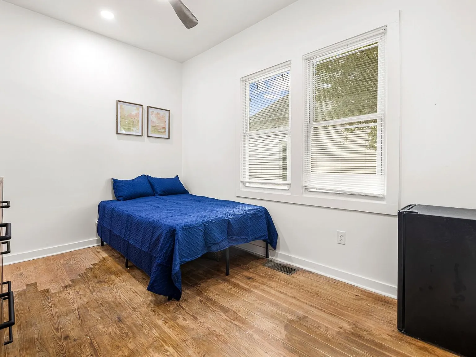 4 bed, 4.0 bath, 1600 sqft, $1,364 — Photo 4