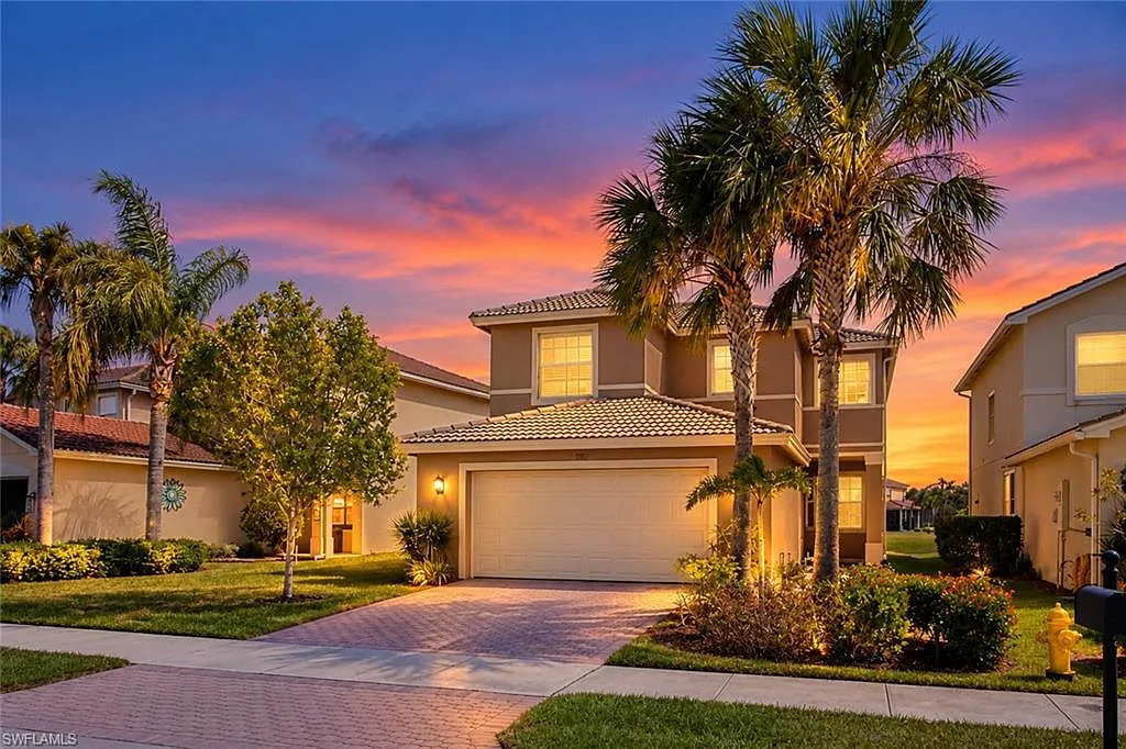 5 bed, 3.0 bath, 2679 sqft, $3,200 — Photo 1