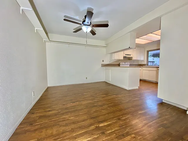 3408 Orchard Way — Photo 6