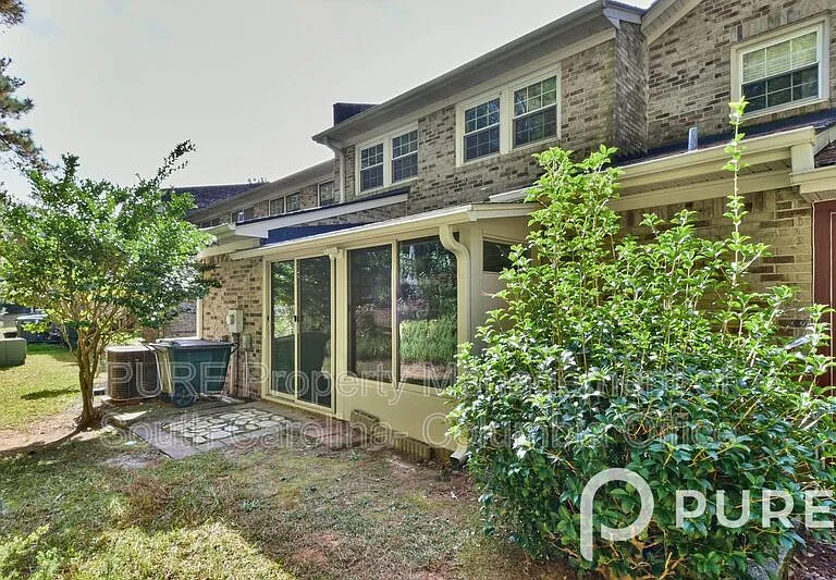 341 Rutledge Pl — Photo 42
