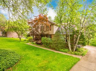 1693 Hathaway Ln, Pittsburgh, PA 15241
