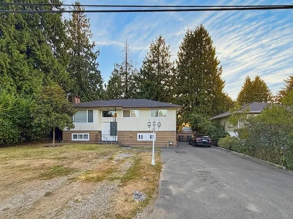11327 138th St, Surrey, BC V3R 3C9