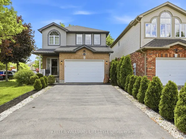 1127 Foxhunt Rd, London, ON N6G 0C3
