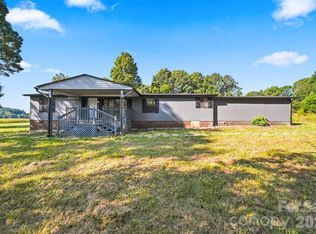 2947 S State Highway 16, Newton, NC 28658