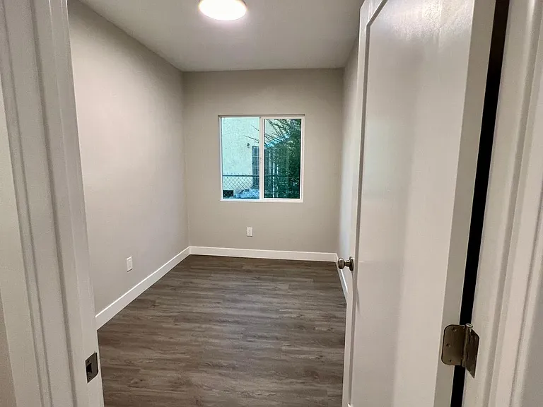 4701 9th Ave #4701 — Photo 35