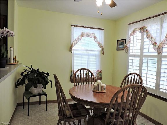 4th image of 4552 Grand Teton Dr