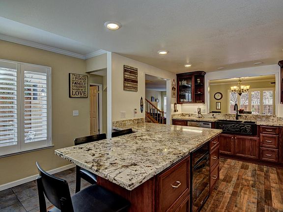 5th image of 2385 Leptis Cir