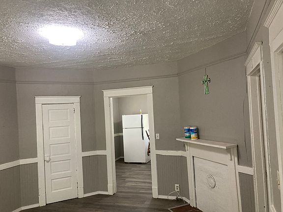 5th image of 545 3rd Shannon St