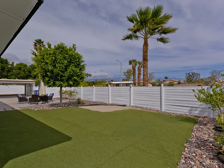 765 W Rosa Parks Rd — Photo 6
