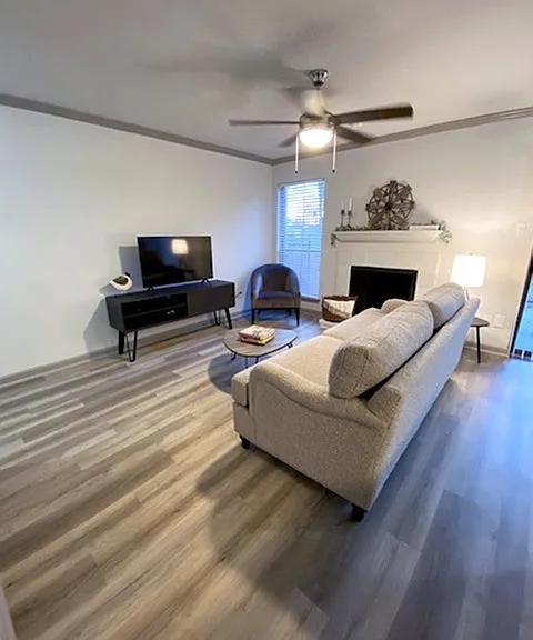 Renovated Livingroom at Trailpoint at the Woodlands