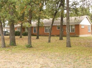 6607 White Lake Rd E, Fort Worth, TX 76112