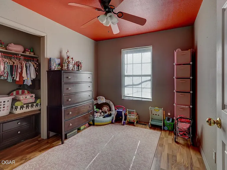 810 S Monroe Ave — Photo 5