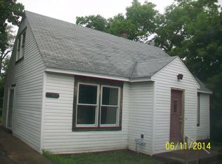 23566 N Echo Lake Rd, Lake Zurich, IL 60047
