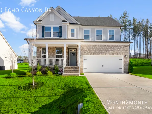 70 Echo Canyon Dr, Clayton, NC 27527