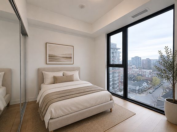 5th image of 2075 Lakeshore Rd