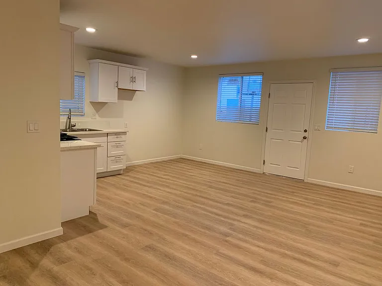 7847 Beck Ave — Photo 8