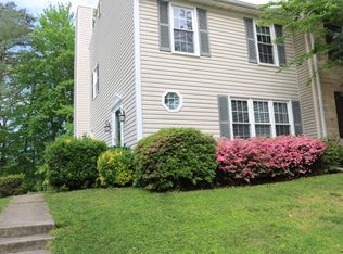 7313 Stream Way, Springfield, VA 22152