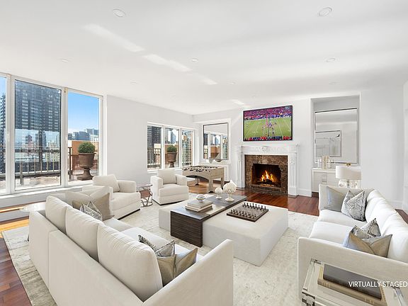4th image of 351 E 51st St #Penthouse 8