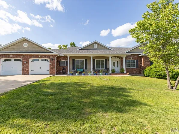 100 Charleston Way, Saint Robert, MO 65584