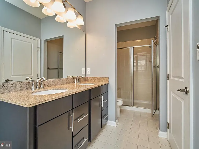8126 S Channel Dr — Photo 19