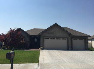 4762 Greystone Ln, Idaho Falls, ID 83404