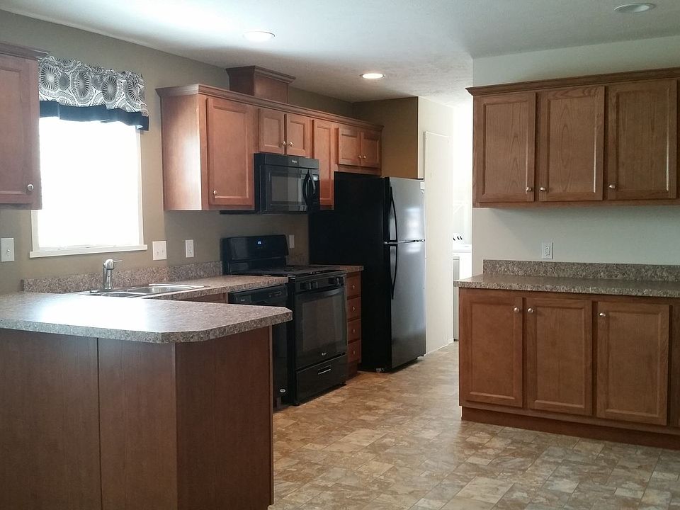 1st image of 516 Courtland Ln #50