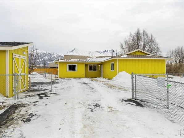 421 E Gold Key Ln, Palmer, AK 99645