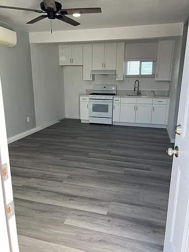 714 Woodward Ave #720 Photo 1