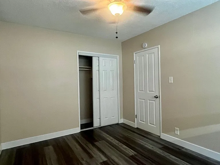 2708 — Photo 30