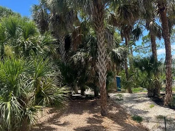 141 Hoffer St #17, Pt Charlotte, FL 33953