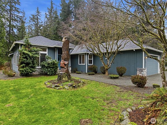 3rd image of 44217 SE Mt Si Road