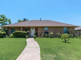 2308 Daybreak Dr, Dallas, TX 75287