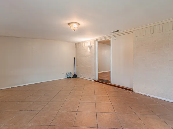 2009 Meadow Lark, Irving, TX 75060