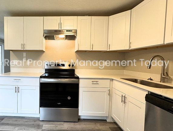 3rd image of 317 Trailblazer St S #D