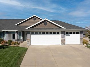 4096 Gemstone Rd, Marion, IA 52302