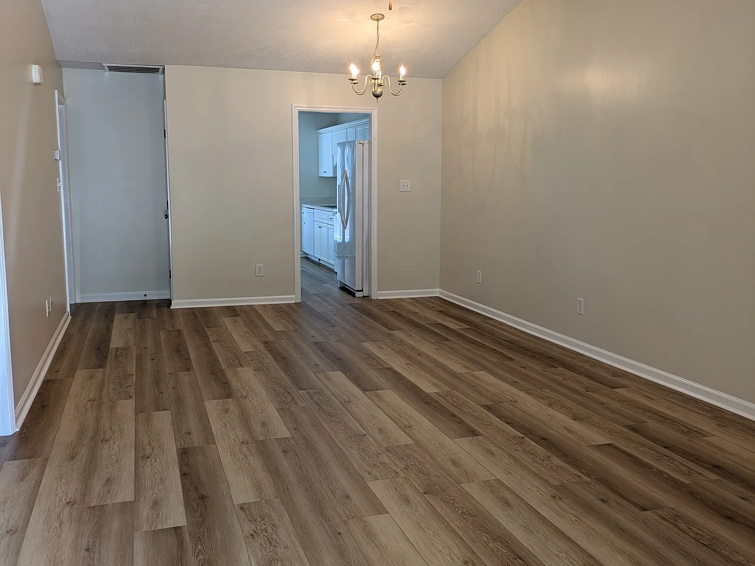 2 bed, 1092 sqft, $1,350 — Photo 3