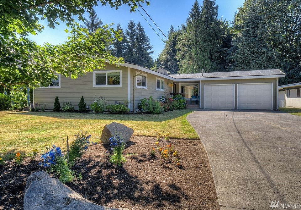 1st image of 1815 Forest Hill Dr SE