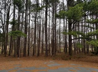 62 Hickory Cir, Roanoke Rapids, NC 27870