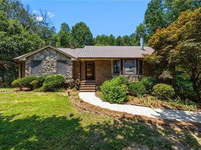 155 Spring Hollow Rd, High Point, NC, 27262