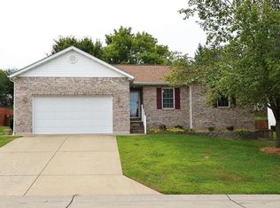 416 Kayla Ct, Washington, MO 63090