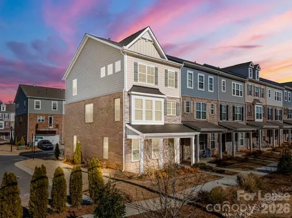 11043 Lawyers Rd, Mint Hill, NC 28227