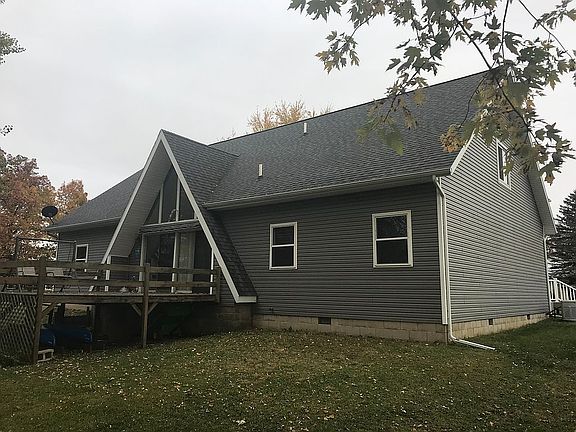 3rd image of 2939 Lakeview Ct