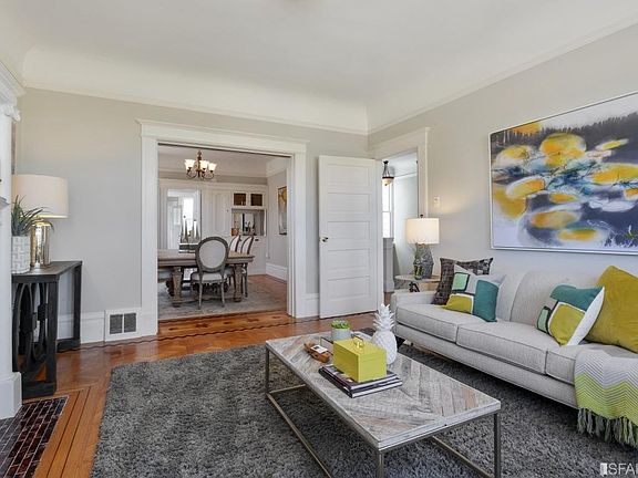 5th image of 146 Highland Ave