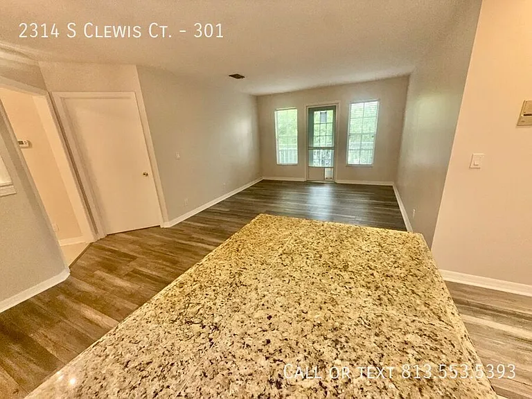 2314 S Clewis Ct #301 — Photo 41