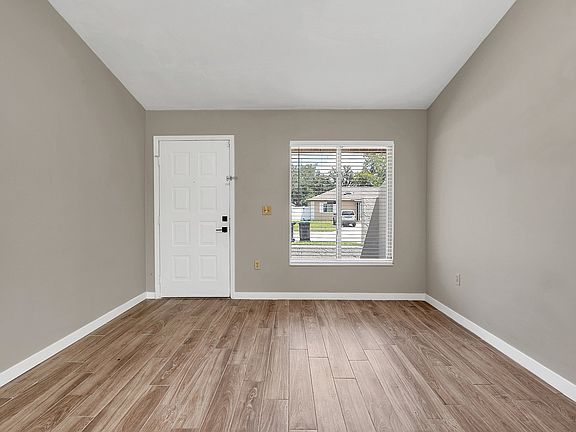 5th image of 2734 Coral Reef Dr #2734
