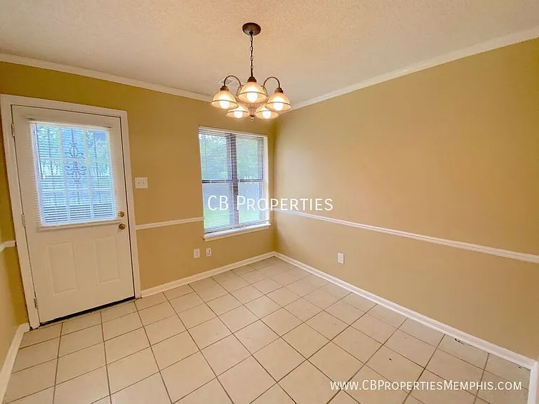6930 Autumnhill Ln — Photo 7