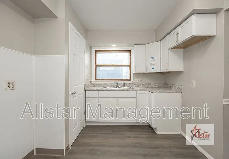 8958 Woodridge Ln — Photo 6